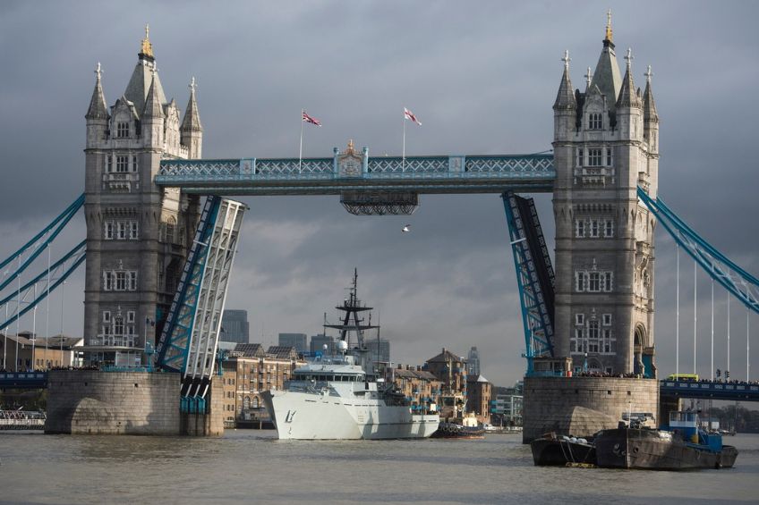 tower bridge londyn